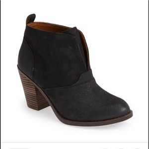 Lucky black leather boots!